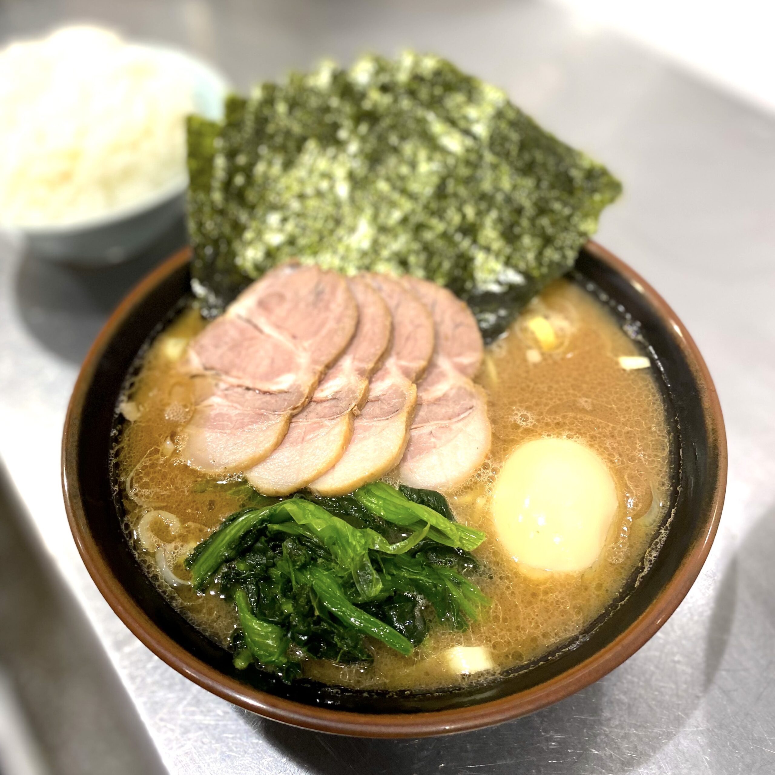 漢 ラーメン 室